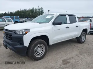 2023 Chevrolet Colorado 2WD Work Truck z VIN 1GCGSBECXP1210035, wystawiony jako IAAI lot #41906185 z przebiegiem 15 001 mil mil oraz . Historia ofert i sprzedaży dostępna na DreamBid. Obrazek 23.
