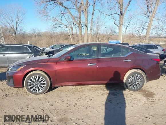 2023 Nissan Altima SV z VIN 1N4BL4DW5PN408860, wystawiony jako IAAI lot #41427683 z przebiegiem 12 248 mil mil oraz . Historia ofert i sprzedaży dostępna na DreamBid. Obrazek 14.