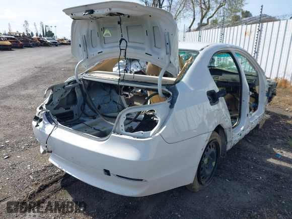 2006 BMW 5 Series 530i with VIN WBANE73546CM36068, listed as a IAAI auction lot 41826947 with Not Provided miles and . Bid and sale history available at carsss.com. Image 18.