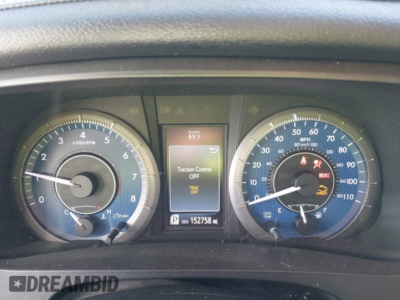 2016 Toyota Sienna XLE with VIN 5TDYK3DC9GS754220, listed as a IAAI auction lot 41303870 with 152,758 mi miles. Bid and sale history available at carsss.com. Image 7.