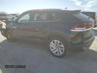 2021 Volkswagen Atlas SE with VIN 1V2WE2CA2MC220948, listed as a Copart auction lot 47285295 with 106,664 mi miles and Salvage title. Bid and sale history available at DreamBid. Image 2.