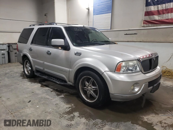 2003 Lincoln Navigator Luxury with VIN 5LMFU28R93LJ21683, listed as a Copart auction lot 80152034 with 139,811 mi miles and Salvage Title. Bid and sale history available at carsss.com. Image 4.