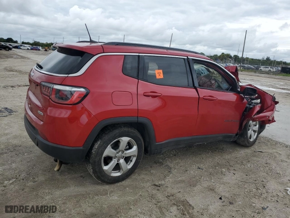 2018 Jeep Compass Latitude with VIN 3C4NJCBB4JT194684, listed as a Copart auction lot 73761334 with 0 mi miles and Salvage Title. Bid and sale history available at carsss.com. Image 3.