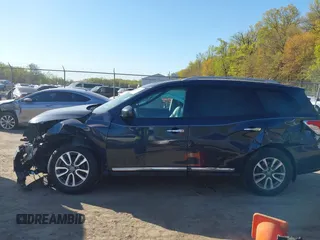 2016 Nissan Pathfinder Platinum with VIN 5N1AR2MM0GC621875, listed as a IAAI auction lot 42049577 with 70,759 mi miles and . Bid and sale history available at DreamBid. Image 14.