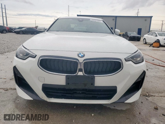 2023 BMW 2 Series 230i with VIN 3MW23CM0XP8D29605, listed as a Copart auction lot 60284905 with 39,622 mi miles and Salvage title. Bid and sale history available at DreamBid. Image 5.