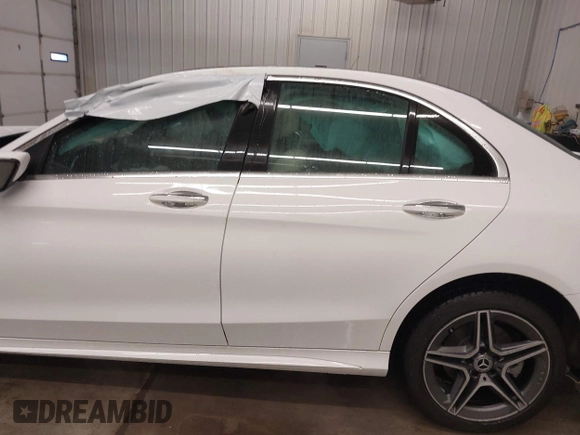 2020 Mercedes-Benz C 300 with VIN W1KWF8EB8LR582243, listed as a IAAI auction lot 41353781 with 22,015 mi miles and . Bid and sale history available at DreamBid. Image 15.