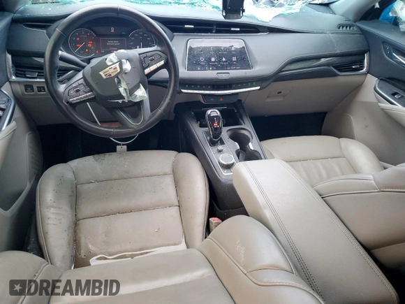 2020 Cadillac XT4 FWD Premium Luxury with VIN 1GYFZCR44LF099246, listed as a Copart auction lot 41861735 with 98,018 mi miles and Salvage title. Bid and sale history available at DreamBid. Image 8.