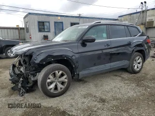 2018 Volkswagen Atlas SE with VIN 1V2CP2CAXJC598119, listed as a Copart auction lot 48925765 with 73,724 mi miles and Salvage title. Bid and sale history available at DreamBid. Image 1.