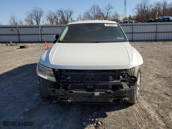 2018 Volkswagen Tiguan S with VIN 3VV0B7AX6JM055941, listed as a Copart auction lot 47583005 with 99,744 mi miles and Salvage Title. Bid and sale history available at carsss.com. Image 5.