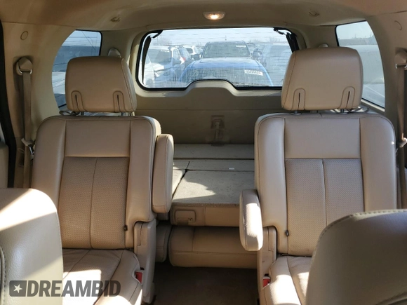 2008 Ford Expedition Eddie Bauer z VIN 1FMFU17588LA80837, wystawiony jako Copart lot #46675555 z przebiegiem 238 984 mil mil oraz Szkoda całkowita • Salvage title. Historia ofert i sprzedaży dostępna na DreamBid. Obrazek 10.