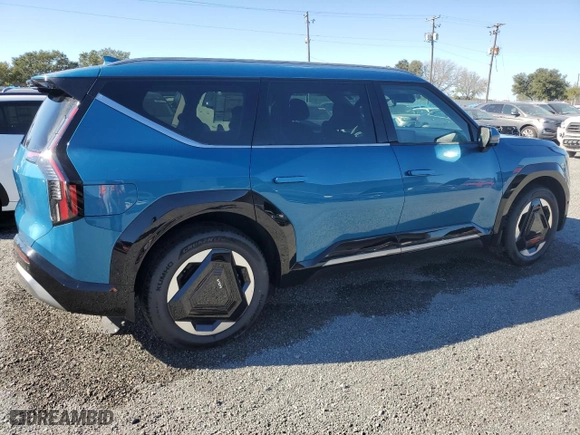 2024 Kia EV9 Land with VIN KNDADFS52R6034360, listed as a Copart auction lot 80997134 with 0 mi miles and Salvage Title. Bid and sale history available at carsss.com. Image 3.