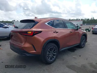 2025 Lexus NX 250 z VIN 2T2ADCAZ5SC019123, wystawiony jako IAAI lot #41485688 z przebiegiem 4 189 mil mil oraz . Historia ofert i sprzedaży dostępna na DreamBid. Obrazek 4.
