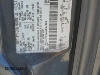 1999 Ford Expedition XLT z VIN 1FMRU1862XLB37083, wystawiony jako Copart lot #42393035 z przebiegiem Nie podano mil oraz Szkoda całkowita • Salvage title. Historia ofert i sprzedaży dostępna na DreamBid. Obrazek 14.