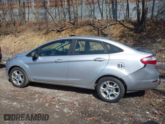 2016 Ford Fiesta SE with VIN 3FADP4BJ4GM106538, listed as a IAAI auction lot 41871345 with 123,847 mi miles. Bid and sale history available at carsss.com. Image 15.