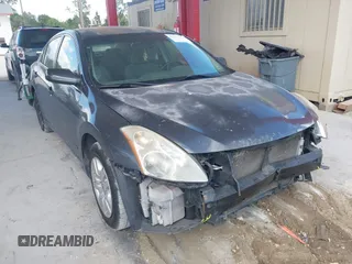 2010 Nissan Altima 2.5 S with VIN 1N4AL2AP0AN546343, listed as a IAAI auction lot 41537670 with 192,164 mi miles. Bid and sale history available at carsss.com. Image 1.