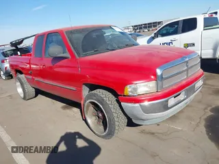 1999 Dodge 1500 with VIN 3B7HC13Y2XM560384, listed as a IAAI auction lot 41095150 with 160,398 mi miles and . Bid and sale history available at carsss.com. Image 1.