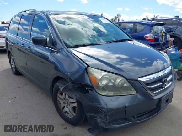 2006 Honda Odyssey EX-L with VIN 5FNRL38626B461798, listed as a IAAI auction lot 41751495 with 125,952 mi miles. Bid and sale history available at carsss.com. Image 1.