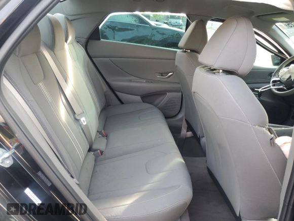 2023 Hyundai Elantra SEL with VIN KMHLS4AG5PU586509, listed as a Copart auction lot 54062625 with 15,961 mi miles and Salvage title. Bid and sale history available at DreamBid. Image 10.