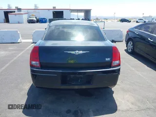 2007 Chrysler 300 Touring with VIN 2C3KA53G67H804583, listed as a IAAI auction lot 42121281 with 177,805 mi miles and . Bid and sale history available at DreamBid. Image 14.