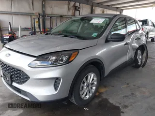2020 Ford Escape S z VIN 1FMCU0F64LUC03656, wystawiony jako IAAI lot #42415638 z przebiegiem 96 759 mil mil oraz . Historia ofert i sprzedaży dostępna na DreamBid. Obrazek 17.