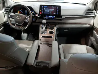 2021 Toyota Sienna XLE с VIN 5TDYSKFC8MS012409, выставлен на аукционе Copart как лот 57870055 с пробегом 82 107 миль миль и Списание • Salvage title. История ставок и продаж доступна на DreamBid. Изображение 8.
