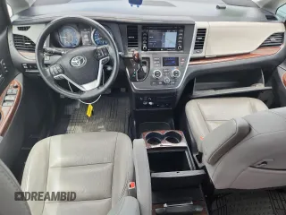 2020 Toyota Sienna XLE Auto Access Seat с VIN 5TDYZ3DC3LS029279, выставлен на аукционе Copart как лот 62697915 с пробегом 112 329 миль миль и На запчасти • Non repairable. История ставок и продаж доступна на DreamBid. Изображение 8.