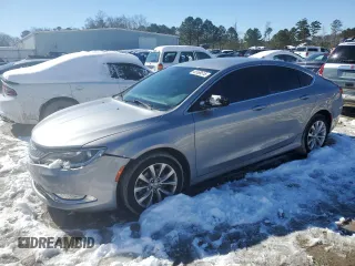 2015 Chrysler 200 C with VIN 1C3CCCCB0FN560538, listed as a Copart auction lot 45166515 with 62,617 mi miles and Salvage Title. Bid and sale history available at carsss.com. Image 1.