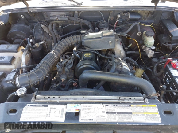 2000 Ford Ranger XL with VIN 1FTYR14C3YPC07908, listed as a IAAI auction lot 41732832 with 304,653 mi miles. Bid and sale history available at carsss.com. Image 10.