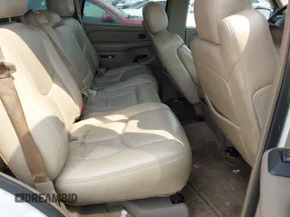 2005 Chevrolet Tahoe LT z VIN 1GNEC13T85J124339, wystawiony jako IAAI lot #41911723 z przebiegiem 353 205 mil mil oraz . Historia ofert i sprzedaży dostępna na DreamBid. Obrazek 8.
