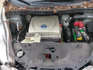 2016 Nissan LEAF S with VIN 1N4AZ0CP2GC301712, listed as a IAAI auction lot 41929753 with 67,265 mi miles. Bid and sale history available at carsss.com. Image 10.