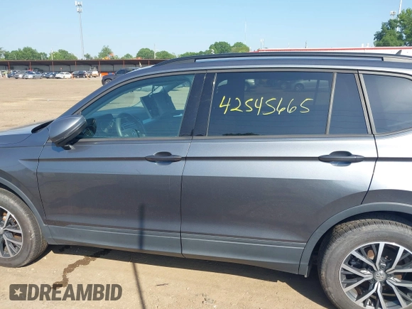 2021 Volkswagen Tiguan S with VIN 3VV0B7AX3MM038342, listed as a IAAI auction lot 42545665 with 66,809 mi miles and . Bid and sale history available at DreamBid. Image 15.
