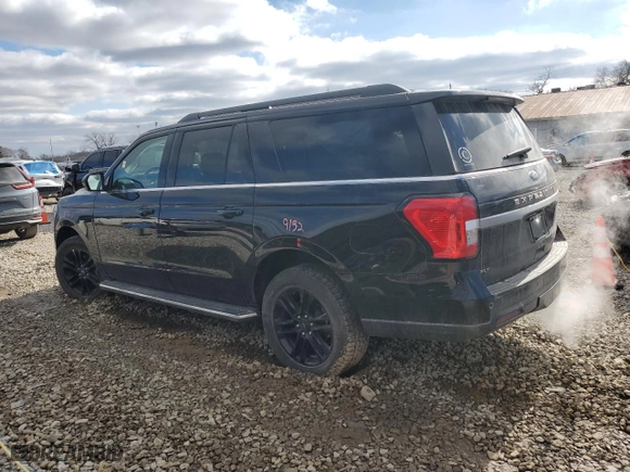 2023 Ford Expedition Max XLT with VIN 1FMJK1J85PEA01405, listed as a Copart auction lot 43718605 with NaN miles and Salvage Title. Bid and sale history available at carsss.com. Image 2.