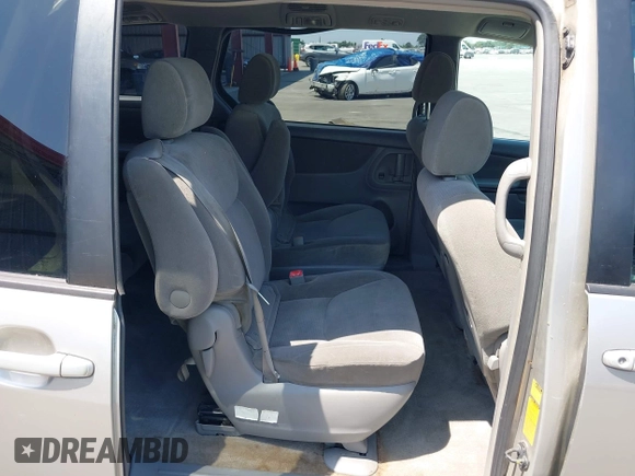 2005 Toyota Sienna CE с VIN 5TDZA23C15S268288, выставлен на аукционе IAAI как лот 42421298 с пробегом 219 754 миль миль и . История ставок и продаж доступна на DreamBid. Изображение 8.