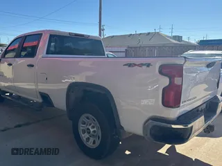 2020 Chevrolet Silverado 3500HD Work Truck with VIN 1GC4YSE71LF156979, listed as a Copart auction lot 83250104 with 176,832 mi miles and Clean Title. Bid and sale history available at carsss.com. Image 3.