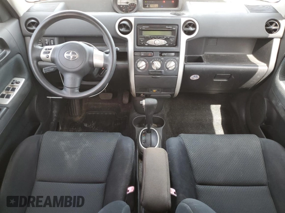 2006 Scion xB z VIN JTLKT324164100826, wystawiony jako Copart lot #59614415 z przebiegiem 226 186 mil mil oraz Szkoda całkowita • Salvage title. Historia ofert i sprzedaży dostępna na DreamBid. Obrazek 8.