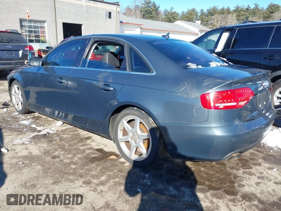 2010 Audi A4 Premium Plus z VIN WAUFFAFLXAN058599, wystawiony jako IAAI lot #41502654 z przebiegiem 161 563 mil mil oraz . Historia ofert i sprzedaży dostępna na DreamBid. Obrazek 3.