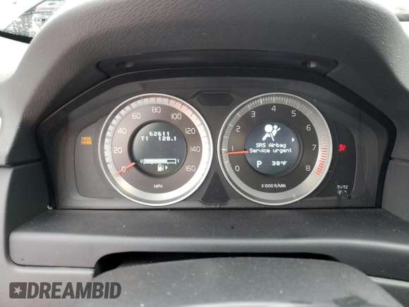 2013 Volvo XC70 3.2L with VIN YV4940BZ9D1151567, listed as a Copart auction lot 47682555 with 62,611 mi miles and Clean Title. Bid and sale history available at DreamBid. Image 9.