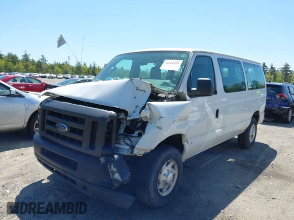 2013 Ford Econoline Passenger XL z VIN 1FBNE3BL8DDA48011, wystawiony jako IAAI lot #42221850 z przebiegiem 74 189 mil mil oraz . Historia ofert i sprzedaży dostępna na DreamBid. Obrazek 17.