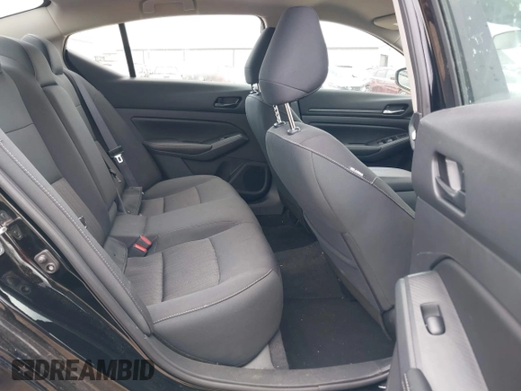 2025 Nissan Altima SV with VIN 1N4BL4DW1SN348584, listed as a IAAI auction lot 42153182 with 9,047 mi miles and . Bid and sale history available at DreamBid. Image 8.