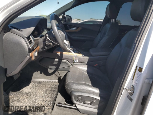 2017 Audi Q7 Premium Plus with VIN WA1LAAF7XHD034157, listed as a Copart auction lot 53915115 with 92,388 mi miles and Salvage Title. Bid and sale history available at carsss.com. Image 7.