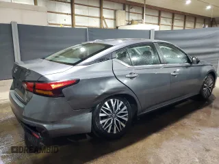 2025 Nissan Altima SV with VIN 1N4BL4DWXSN325210, listed as a Copart auction lot 85750634 with 7,429 mi miles and Clean Title. Bid and sale history available at DreamBid. Image 3.