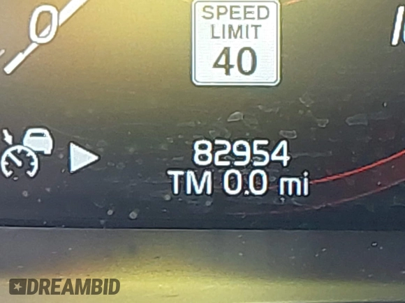 2016 Volvo XC90 T6 Momentum with VIN YV4A22PK7G1047805, listed as a IAAI auction lot 41810408 with 82,954 mi miles. Bid and sale history available at carsss.com. Image 16.