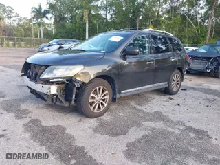 2015 Nissan Pathfinder Platinum with VIN 5N1AR2MM5FC647662, listed as a IAAI auction lot 41931427 with 97,930 mi miles. Bid and sale history available at carsss.com. Image 2.