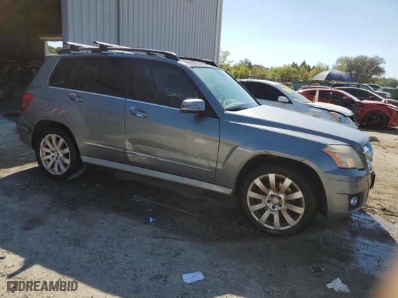 2012 Mercedes-Benz GLK-Class GLK 350 with VIN WDCGG8HB2CF802379, listed as a Copart auction lot 49995935 with 109,315 mi miles and Salvage Title. Bid and sale history available at carsss.com. Image 4.