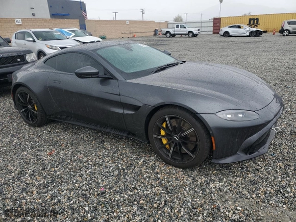 2021 Aston Martin Vantage with VIN SCFSMGAW6MGN05581, listed as a Copart auction lot 48432665 with 22,469 mi miles and Salvage Title. Bid and sale history available at carsss.com. Image 4.
