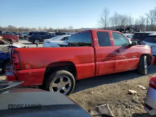 2004 Chevrolet Silverado SS z VIN 2GCEK19N941283609, wystawiony jako Copart lot #83669554 z przebiegiem 132 832 mil mil oraz Szkoda całkowita • Salvage title. Historia ofert i sprzedaży dostępna na DreamBid. Obrazek 3.