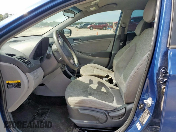 2017 Hyundai Accent SE z VIN KMHCT4AE8HU214417, wystawiony jako Copart lot #58548515 z przebiegiem 118 018 mil mil oraz Czysty tytuł • Clean title. Historia ofert i sprzedaży dostępna na DreamBid. Obrazek 7.