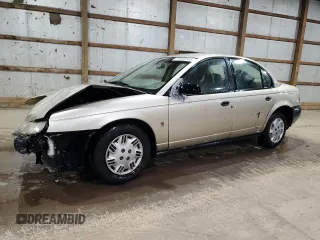 1998 Saturn SL z VIN 1G8ZH5284WZ283758, wystawiony jako Copart lot #51630555 z przebiegiem 200 690 mil mil oraz Szkoda całkowita • Salvage title. Historia ofert i sprzedaży dostępna na DreamBid. Obrazek 1.