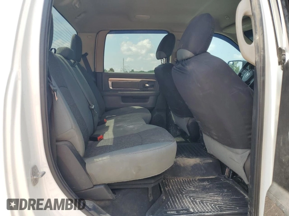 2018 Ram 2500 Big Horn with VIN 3C6UR5DL3JG224473, listed as a Copart auction lot 61352665 with 342,342 mi miles and Salvage title. Bid and sale history available at DreamBid. Image 10.
