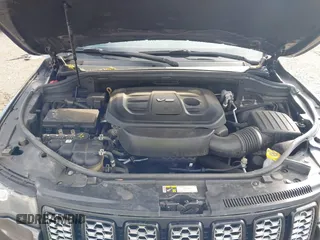 2017 Jeep Grand Cherokee Laredo z VIN 1C4RJFAG1HC744669, wystawiony jako IAAI lot #42269885 z przebiegiem 123 271 mil mil oraz . Historia ofert i sprzedaży dostępna na DreamBid. Obrazek 10.